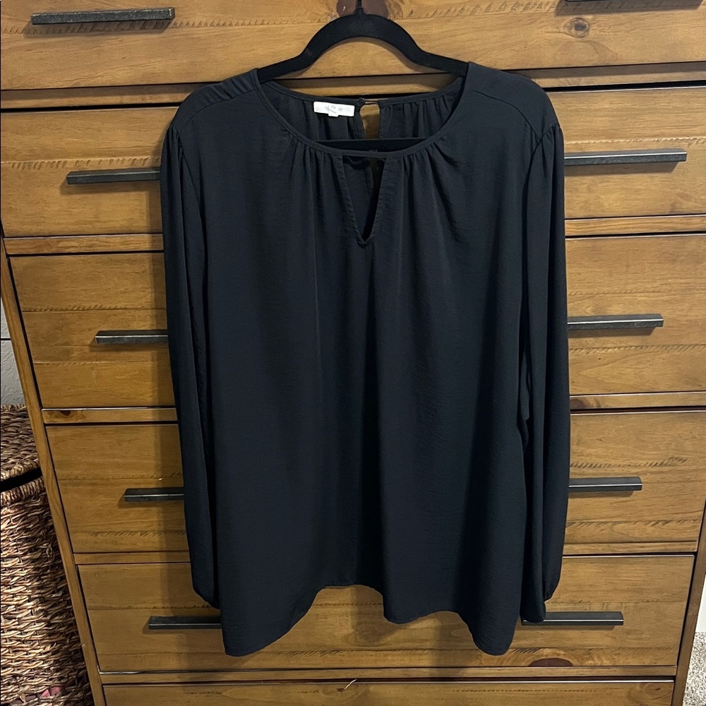 Maurices Black Long-Sleeve Keyhole Top